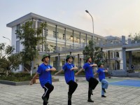 Sôi nổi không khí luyện tập chuẩn bị tham gia Hội thao Giáo dục Quốc phòng và An ninh học sinh trung học phổ thông cấp tỉnh năm học 2025 -2026 tại Trường Phổ thông Dân tộc nội trú tỉnh Cao Bằng